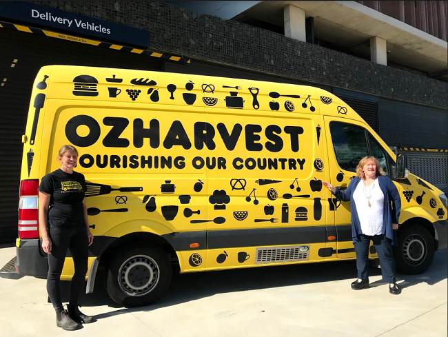 clarkyatwave's tweet photo. @ShellharbourCC establishes #Shellharbour Civic Centre #covid19 food hub - https://t.co/z8wprz7rYc https://t.co/bQMtY0qpxK