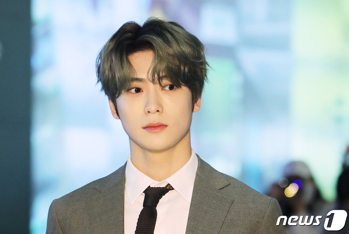 lilpwnjh's tweet photo. สนข.นี้ถ่ายอย่างกะแฟนไซต์ ปังหลาย https://t.co/pi6LxMCsA4