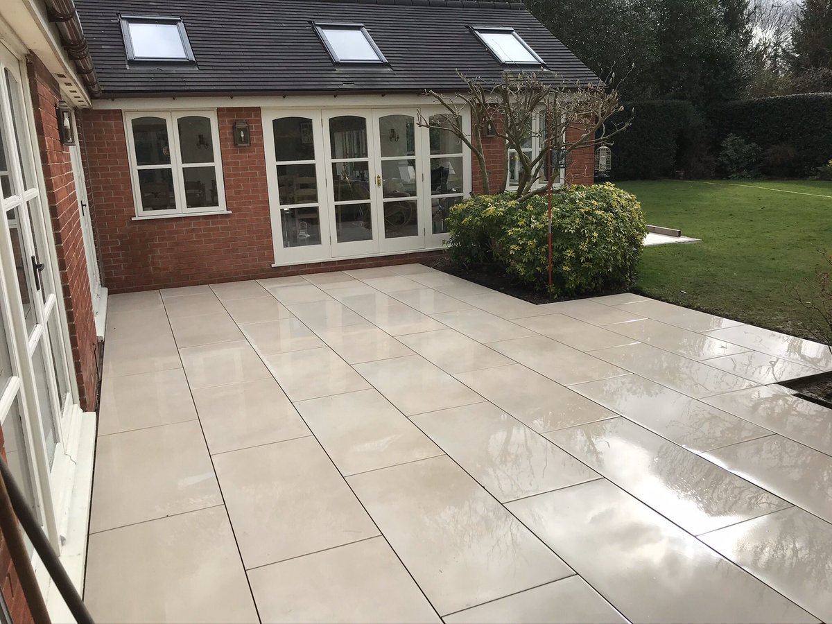 Best product on the market at the moment, porcelain we love it #porcelain #patios #paving #compositedecking #landscaping #matlock #peakdistrict #derbyshire #chatsworth #bakewell