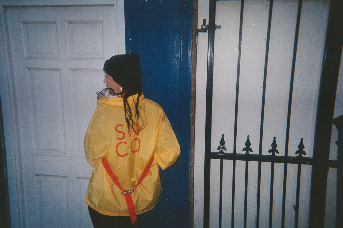_StarNine_'s tweet photo. SNCO. Windbreaker 🌬 35mm Disposable Film 🎞 Modelled By Girl In Balaclava • Photography By Her Mate 📸 #creative #35mmfilm #photography #photographyisart #photographyislife #independent #streetwear #lifestyle #brand #subcultures #fw20 #windbreaker #balaclava https://t.co/YHLTTFTBSb