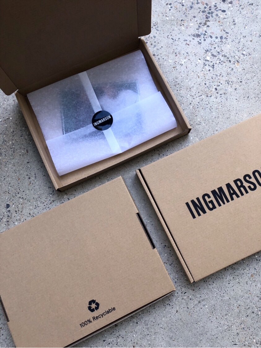 We ship our orders in boxes produced locally, from recycled cardboard and eco-friendly ink. Our packaging is 100% recyclable 🌎