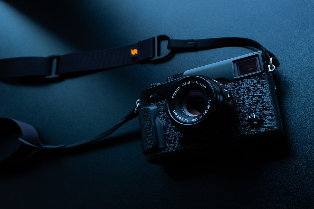 RiguPhoto's tweet photo. One frustrating thing about lockdown and not being able to visit the office is that I've had a box of lovely straps from @SimplrStraps sat waiting to be loaded into the inventory since March. We found a workaround yesterday, and they're available now! https://t.co/wwQlTsPY4r https://t.co/mpDrtNeaJE