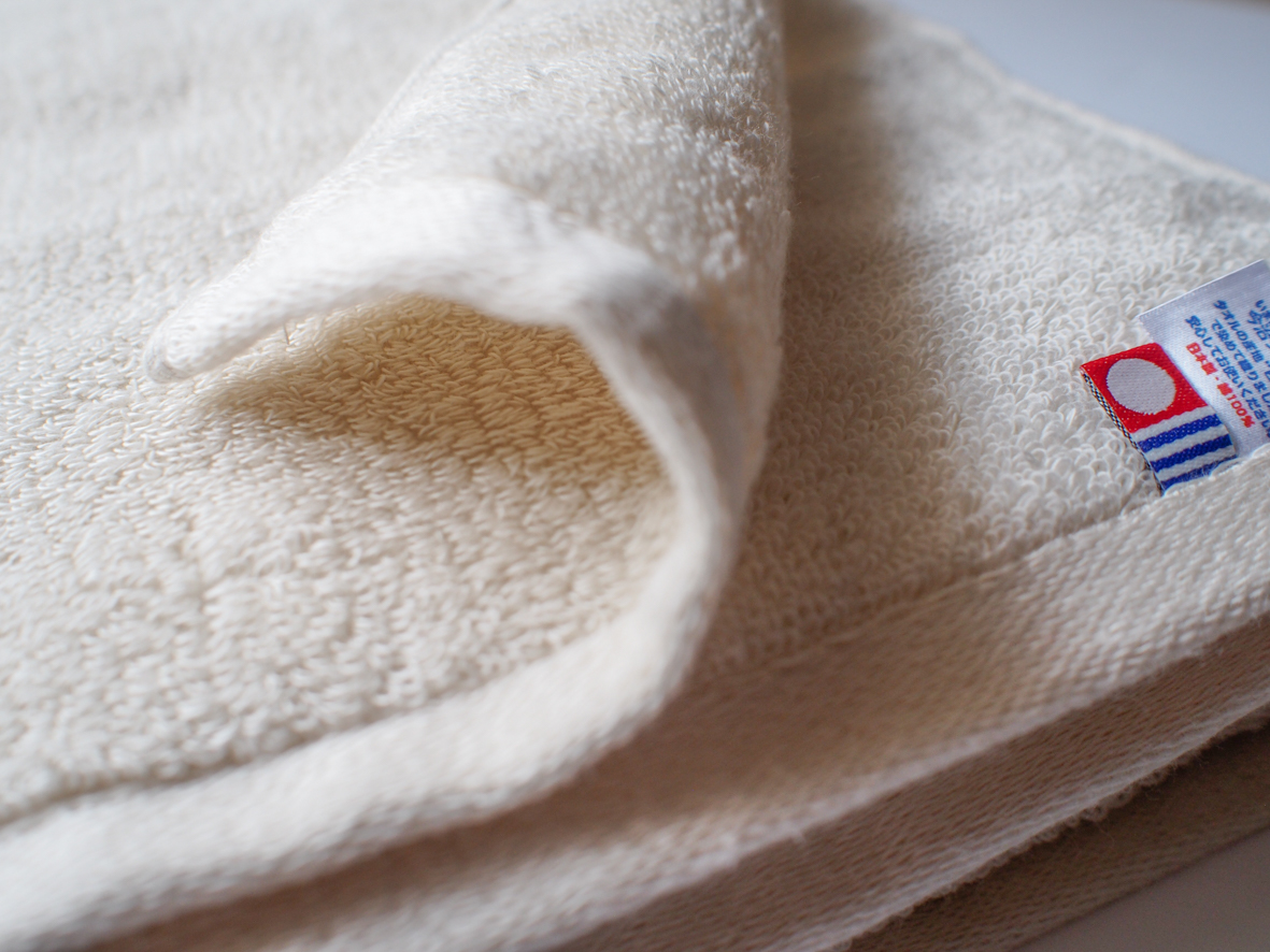 Towel Creative Imabary 感染予防にタオル は共有せず一人一枚で 使うたびに癒される ふんわり柔らかで吸水力抜群のエンジェルタオルがお勧め 最上級のスーピマコットンを甘拠りした贅沢な使い心地 今治タオル認定ブランド 天使の紡ぎ糸 今治スーピマ