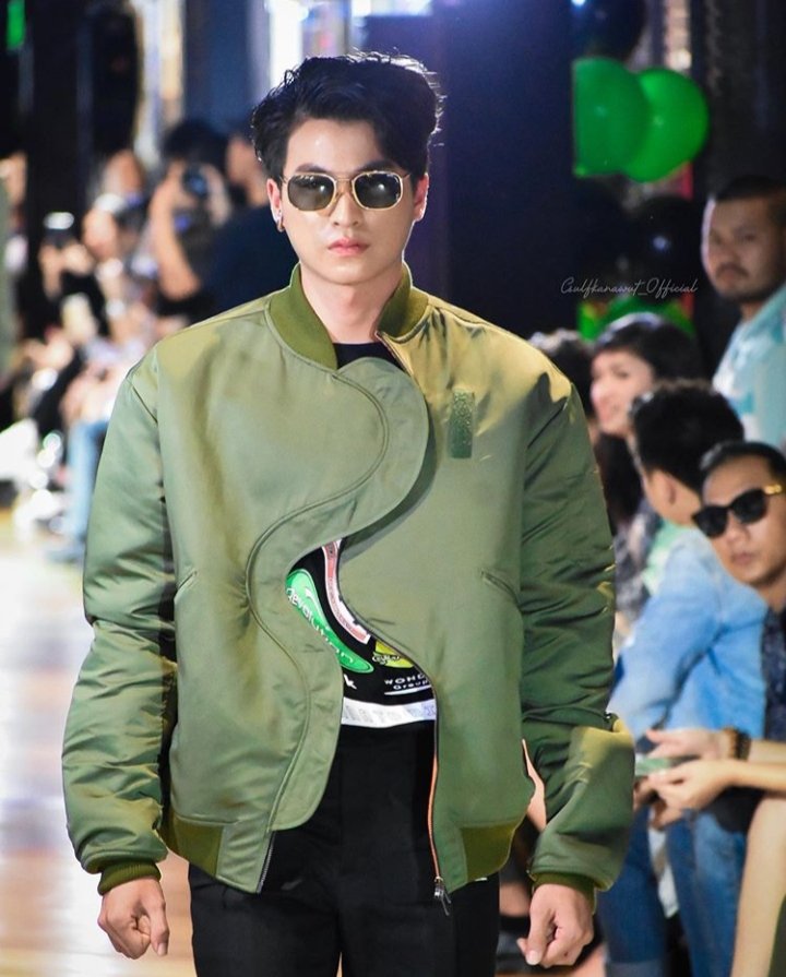  #gulfkanawut for wonder anatomie 10th anniversary clothes — look at him slaying that runway 