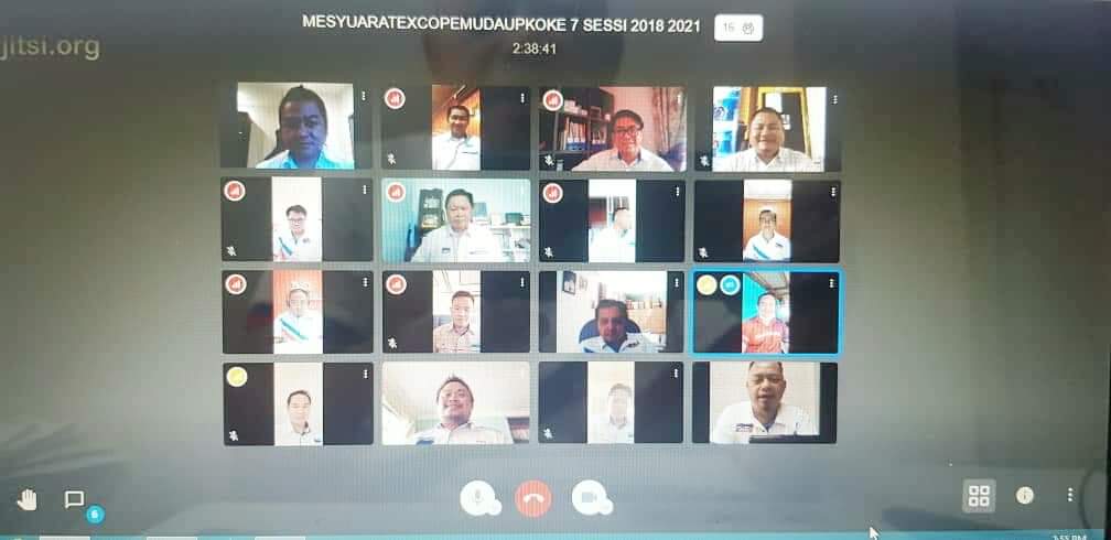 FelixJSaang's tweet photo. Buat pertama kalinya, Exco Pemuda UPKO Pusat mengadakan Mesyuarat Penuh melalui Video Conferencing. Syukur, mesyuarat berjalan lancar. Pelbagai isu penting &amp; kritikal telah dibincangkan. @madiustangau @kennedyjohn2975 @cmoosom @GaitSamsuddin https://t.co/9ERhk1bbWi