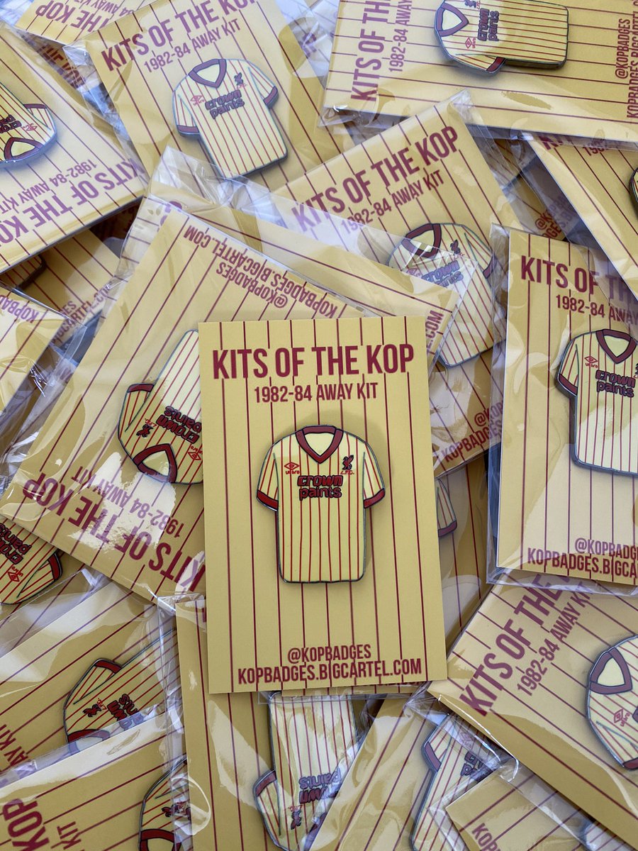 kopbadges's tweet photo. Here we go. Our new 82-84 away kit pins are ready so it’s time for another competition. As always - 

RT this post 
Follow our page @kopbadges 

Two winners announced on Friday at 12pm when the new badges go onsale. Good luck 🟡🔴

https://t.co/RylfWNZpeh https://t.co/yl3y3AH3aw