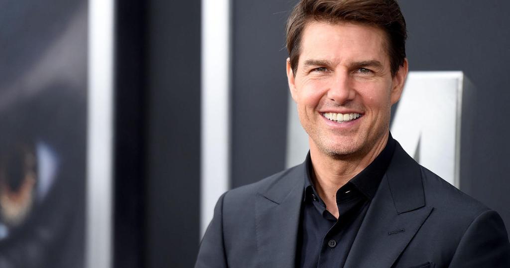 CBSNews's tweet photo. Tom Cruise will shoot next movie out of this world — aboard space station https://t.co/1lzpSFR7Pq https://t.co/Hei8NbBw0h