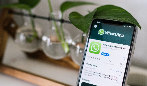 cubbeagency's tweet photo. El uso de #WhatsApp aumenta un 40% en plena crisis del COVID-19 

✔️ https://t.co/nPQIdKqQAK

vía @mkdirecto https://t.co/Pnrb0g09pX