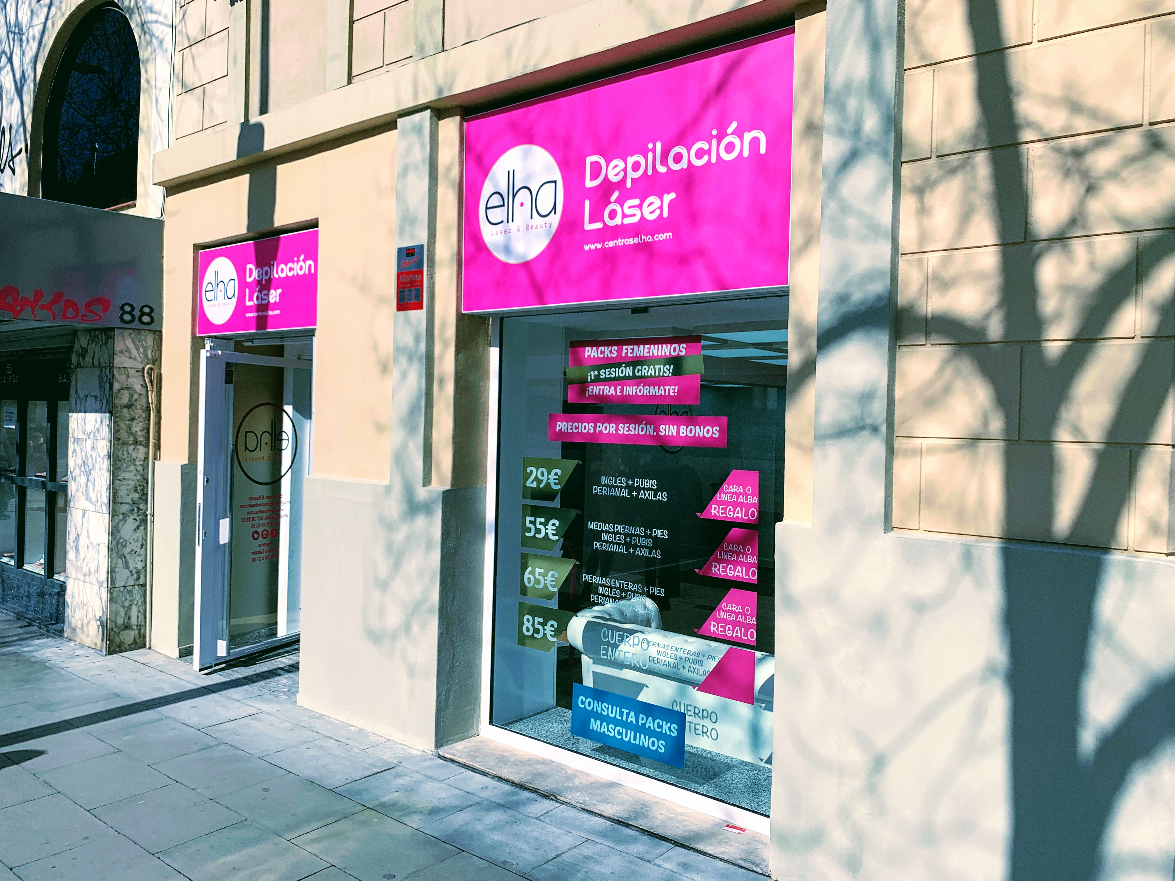 Elha Laser on X Centros abiertos Ya puedes venir a nuestros centros para comprar tus sesiones o seguir con tu tratamiento. depilaciondiodo depilacionlaser laserespana girls shave centroselha tratamien...