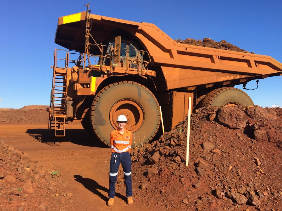 The #WesternAustralia #resources sector has provided $500,000 to fund COVID-19 research.  The study will include wide-scale asymptomatic testing of the sector's #FIFO workers and will help us understand more about the virus and the risks it presents. bit.ly/2zcdi7S