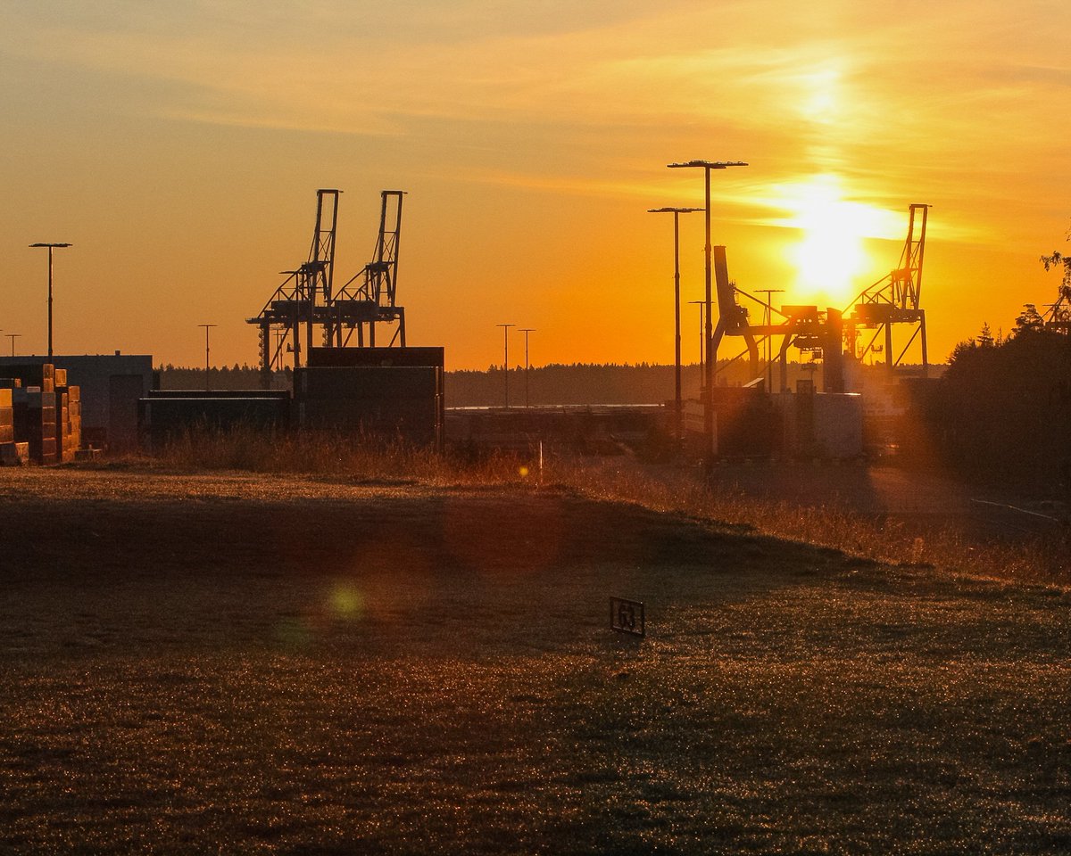 Tästä päivästä lähtien pelaamaan pääsee <a href="/Vuosaarigolf/">Vuosaari Golf</a> klo 06.00 alkaen. 🌅⛳

Tervetuloa!

#vuosaarigolf #golffi