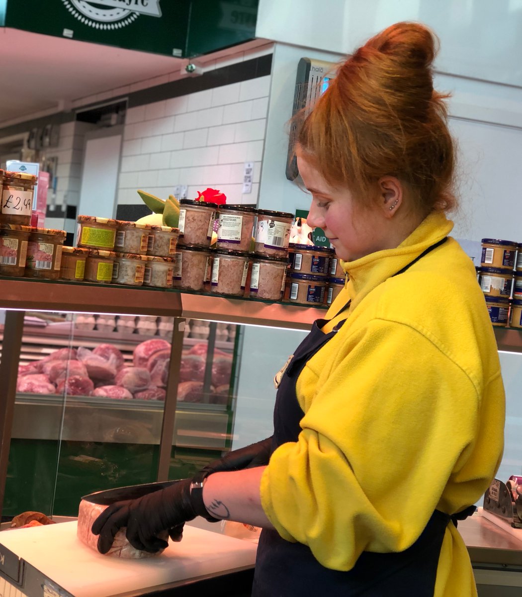 LeicesterMarket's tweet photo. Market traders that offer delivery service:

Andrew Sykes 0116 2518750 orders £50+
Country Fayre 0116 2531432 orders £35+ 
Sherwin’s Cheese 0116 2629236 orders £25+
Kotula &amp; Sons Polish Deli (Mroz Polski Sklep) orders £50+

See link for more info: https://t.co/mUQOQwBs6F https://t.co/CwVqFTFMLY