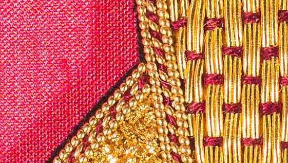 Wellembroidered's tweet photo. This goldwork Art Deco inspired brooch kit will be available for pre-order on Friday. Learn a range of goldwork techniques, from chipping to s-ing. A distance learning course is also available.
#distancelearningcourse, #goldwork #onlineembroideryclass #goldworkembroidery https://t.co/N0t1e3fRwt