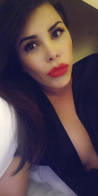 #sexytranny #TransWomenareWomen https://t.co/j3nLzQciyE<a href="/tag/sexytranny"class="tags">#sexytranny</a><a href="/tag/transwomenarewomen"class="tags">#TransWomenareWomen</a>