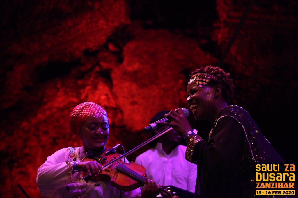 sautizabusara's tweet photo. “Thank you @sautizabusara for supporting Zanzibar Music, culture, this is critical platform which open our international doors, we went to #Morocco #Nigeria #Reunion and few days ago in #Sudan” said Siti Amina a lead singer of @sitiandtheband #SzB2020 https://t.co/EwVgOPFomE