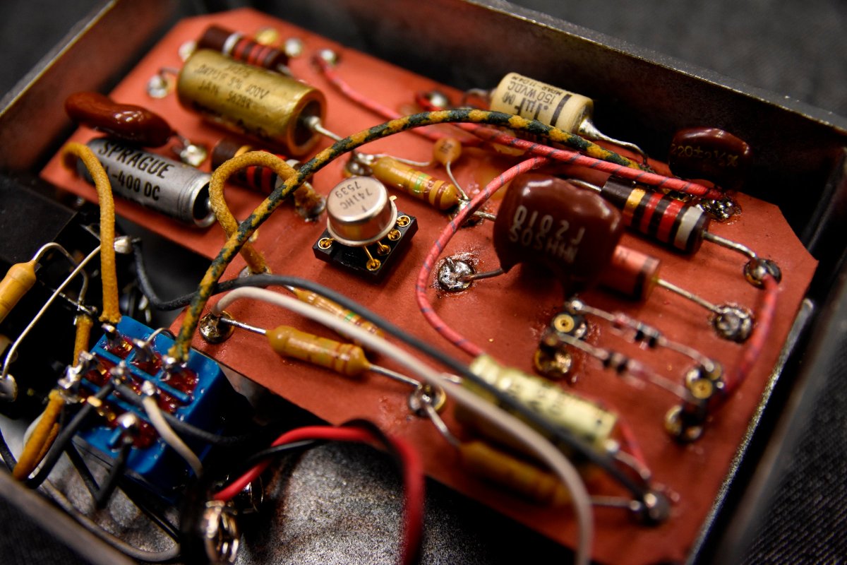 Mg_schematics's tweet photo. majestic_gauge_schematics Kukyau-clipper is a clone of MXR Distortion+. #effector #distortion #diy #fx #クローン #ゲルマニウム #歪み #MXR #缶オペアンプ #ディストーション #エフェクター #stompbox #自作エフェクター #distortionplus https://t.co/GLl7KEfYxb