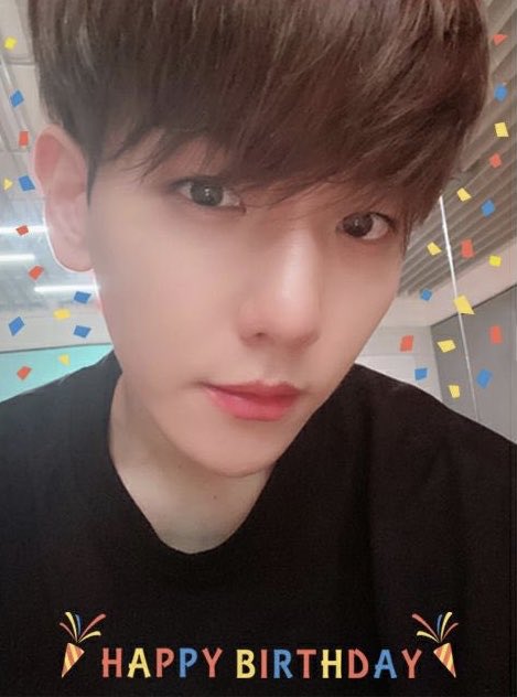 BAEKHYUN 
<a href="/weareoneEXO/">EXO</a>