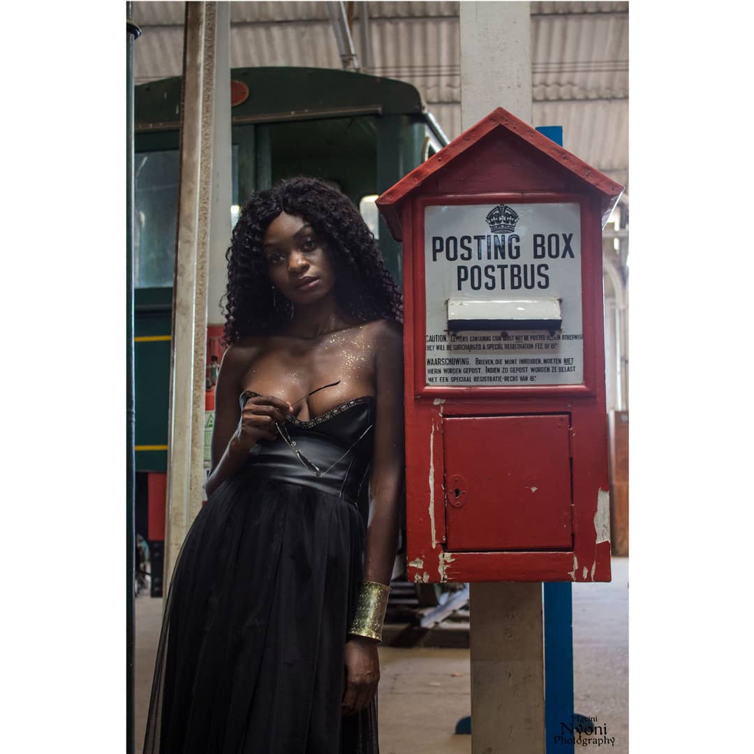 houseofmutu's tweet photo. *#LOCKDOWNZIM 🇿🇼*
#ShutDownCOVID19
#Masks4All
#mutuMasks
#fashionshow
#Zimphotographers
#ZimModels
#ZimDesigners
#FashionDesigner
@Echoes&Shadows
@HouseOfmutu.zw
@mutucouture
@Celine matches
@convergence.ZW
@Umceco.tv m
#SuiteNo.1
#UmcecoWayaWaya https://t.co/f83dFgJzFm