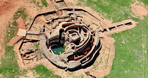 geaXplora's tweet image. A pesar de ser uno de los mejores ejemplos internacionales de construcción de la Edad del Bronce, la Motilla del Azuer (Daimiel, #CiudadReal ), muy poca gente conoce su existencia en España y el impacto de su vista turística es sobre todo a nivel provincial (MAS...)