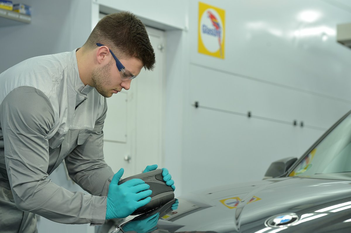 Glasurit®, BASF's premium refinish brand, continues to be a recommended supplier of paint solutions for BMW in 44 markets around the world where the car company operates. basf.com/hk/en/media/ne…