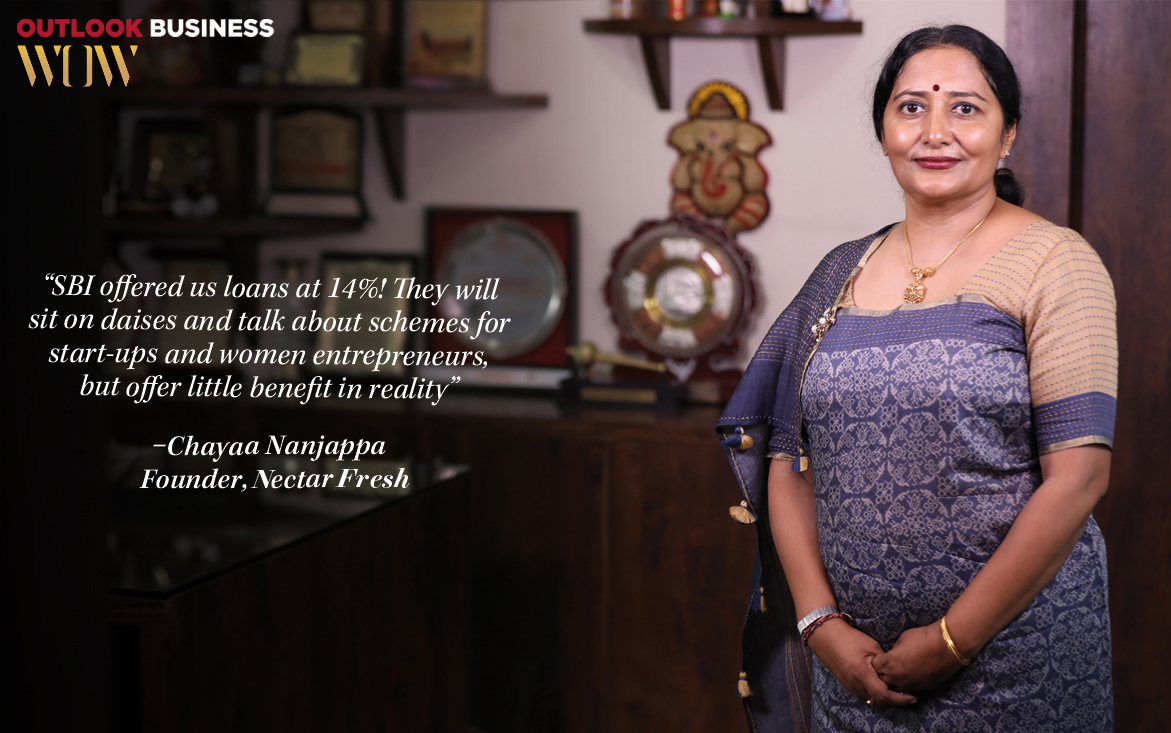WOWAchievers's tweet photo. #Banks only talk big, but deliver little, says @nanjappa_chayaa in a candid interview with @OutlookBusiness. Read about how she tackled those #financial #challenges to build #NectarFresh. https://t.co/MnSMNC9urL #WOW2020 https://t.co/ZcA7OLbgo8