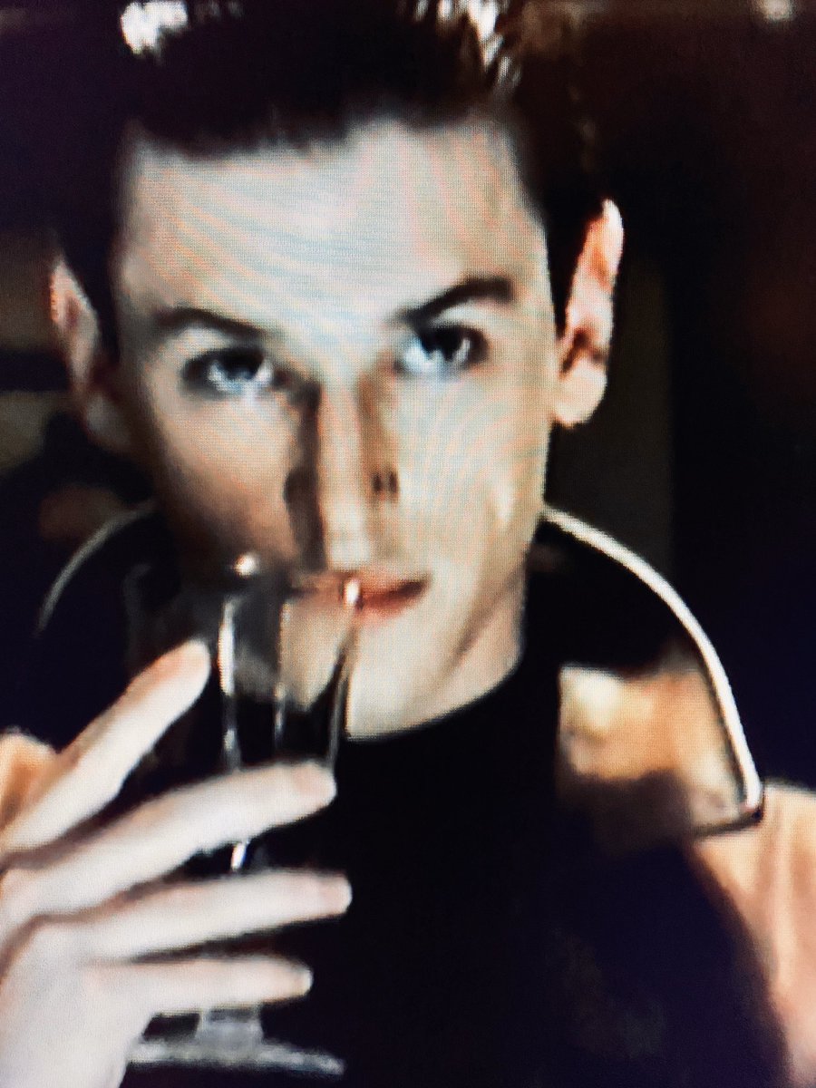 中井むさしの 10 21 木 川崎bottomsup ハンニバルライジング も良かった まさか一瞬も アンソニーホプキンス がでてこないとは それでも若き日のレクター博士を演じた ギャスパーウリエル の怪演が光っていた だって観てるこちらの脳内にはハッキリ