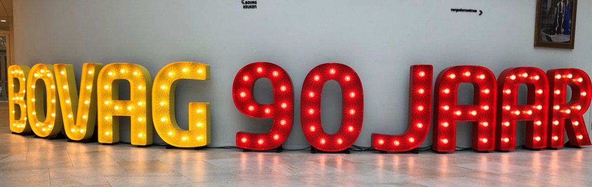 🍰🎁🎉🎈🍾
BOVAG bestaat vandaag 90 jaar! 

Op 6 mei 1930 om 17:00 werd de Bond Van Autohandelaren en Garagebedrijven opgericht in Café Noord-Brabant te Utrecht