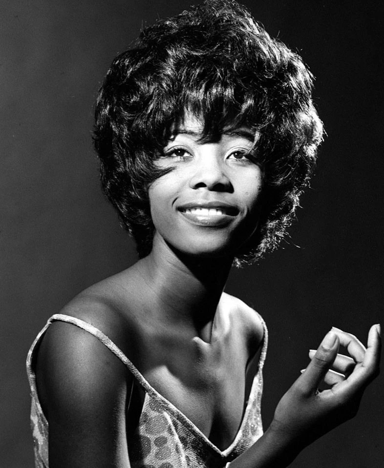MikeReadUK's tweet photo. Sad to hear about Millie Small. Her early journey was steered initially by Coxone Dodd's label, then Chris Blackwell's Island..... My Boy Lollipop put island Records on course to become an influential record label with an excellent musical reputation. https://t.co/orKLmSqToJ