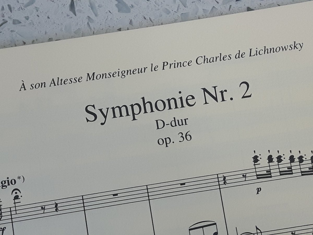 25/ Now I must pause to work on something more lucrative, much as Beethoven did at the end of 1800. Tomorrow I'll discuss the symphony with timings from the video. There may even be the occasional bar number from my  @Baerenreiter  #ScoreOfTheDay. Till then, toodle pip!