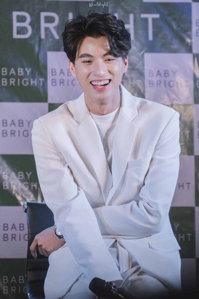 whenitakeaphoto's tweet photo. คิดถึงรอยยิ้มของเธอนะ baby 😊

#GulfKanawut
#ลูกบอลของคุณบิ๊กกลัฟ https://t.co/NMm5i9KI1V