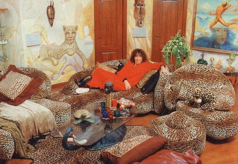 Svetlyi's tweet photo. Милый друг не скучай! Валера Леонтьев передаёт привет! 🐆 https://t.co/MEe0vhmv4k