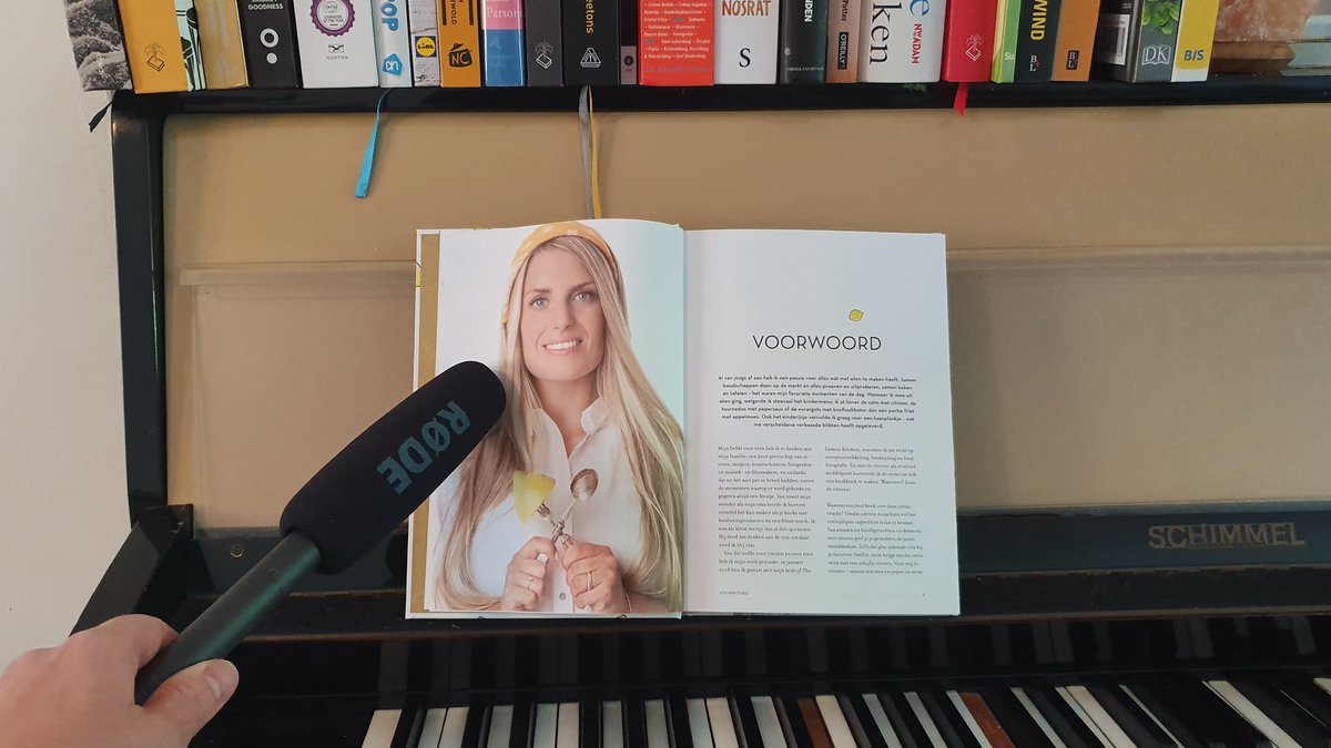 etenschap's tweet photo. Podcasten vanuit huis. Uitdagend, maar gelukt. 
Ik bespreek met Jadis van @TheLemonKitchen  de magie van de (biologische) citroen. We gaan de citroen (op afstand) culinair ontleden! 

SPOTIFY https://t.co/9YjcX10btx
GOOGLE https://t.co/XW1SzmLemN
ITUNES https://t.co/Dk5smakObG https://t.co/r8NqCWnqSQ