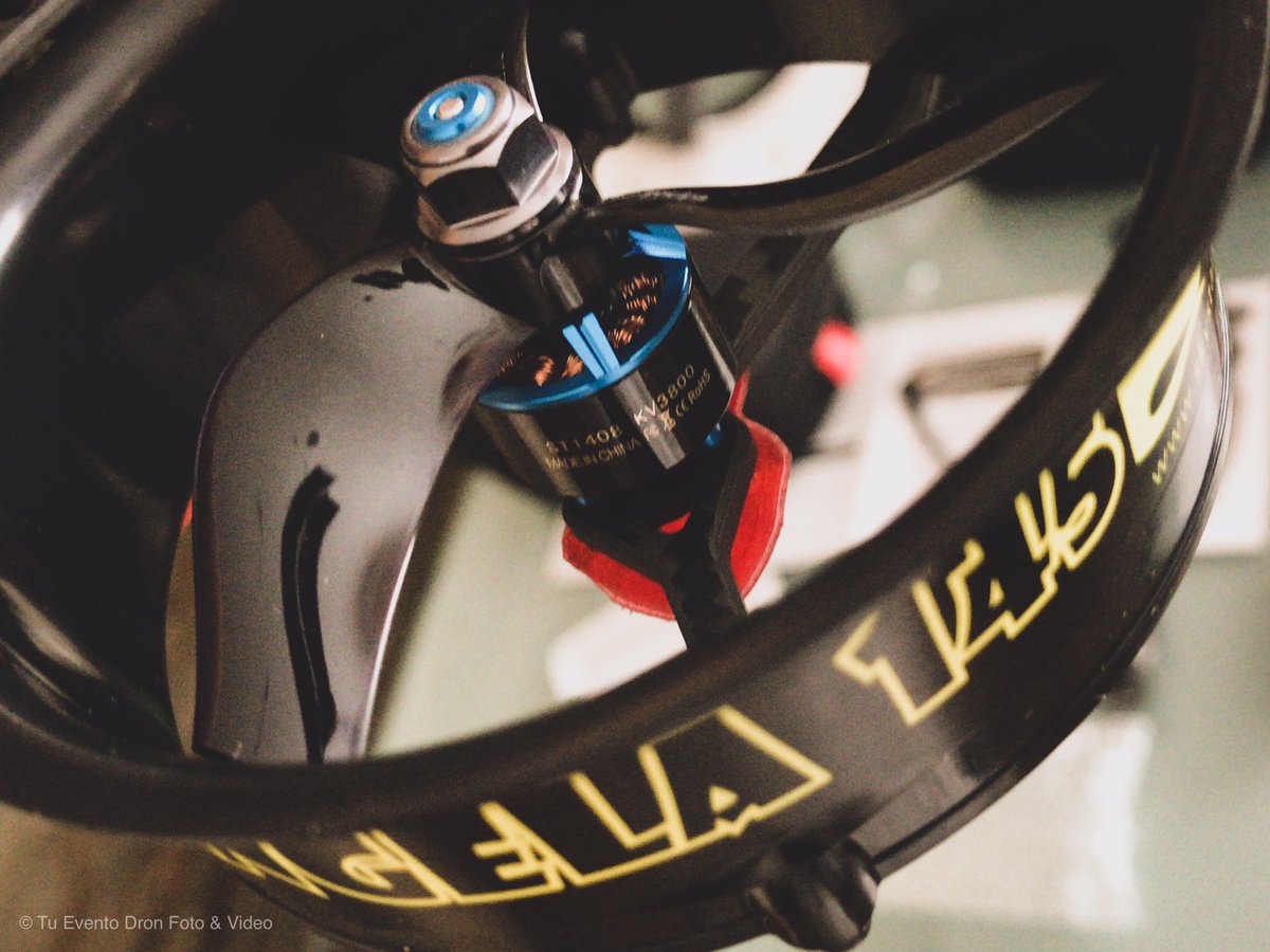 tueVentodronGr's tweet photo. The family grows, newcomers to the #TueVentoDron family! .... Only a few will understand ♥.... #4k #Fpv #Vr #Eachine #Frsky #Dron #Drone #Drones #Racing #Grabacion4k #Angulares #Rpas #AlexVr #Acro #Angela145 #TueVentoDron https://t.co/7u97kqQb21