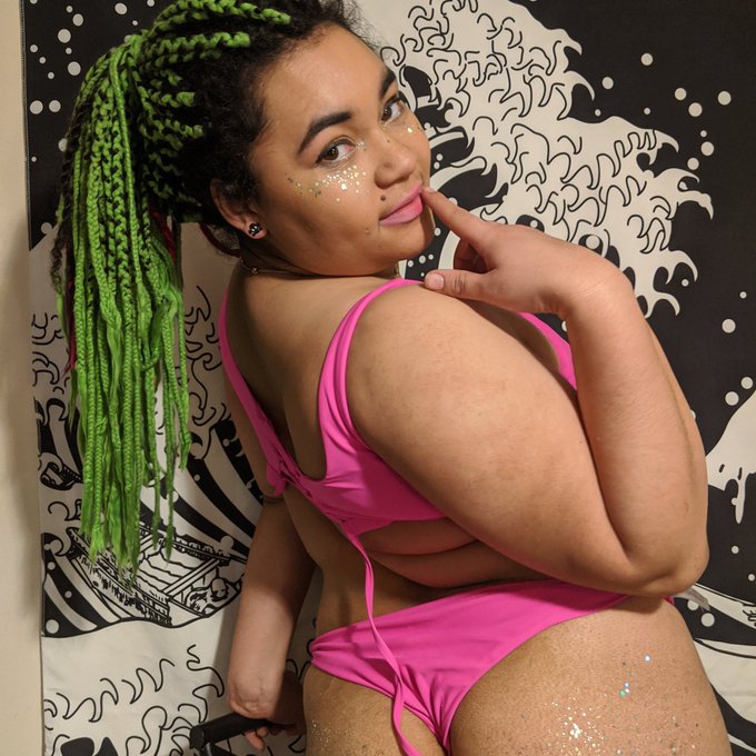 @ad0ran1ght @cakefordaysss follow me here or on instagram  @CharmmyHaze  my onlyfans is here https://t<a class="tags" target="_blank" title="On Twitter" href="/?out=eyJ0eXAiOiJKV1QiLCJhbGciOiJIUzUxMiJ9.eyJpYXQiOjE3MjUzNTgxMzQsImlzcyI6InR3cG9ybnN0YXJzLmNvbSIsIm5iZiI6MTcyNTM1ODEzNCwiZXhwIjoxNzU2ODk0MTM0LCJyZWRpcmVjdF91cmwiOiJodHRwczovL3R3aXR0ZXIuY29tL2FkMHJhbjFnaHQifQ.WJWrFIFUnbeJNNMxd1RNa_eymhESo0J7EtOvhYh0cYZDr8EoBU0ainxbqArY8u1A2-zwbLlo9PKJ6EfPSMglrA">@ad0ran1ght</a><a class="tags" href="/tag/cakefordaysss">@cakefordaysss</a>