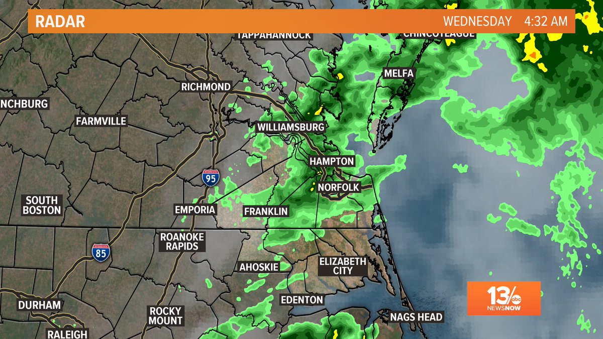 PaytonDomschke's tweet photo. Another cool morning with some light showers around...

If you're up early &amp; headed to work as an essential employee, grab the umbrella or rain jacket! 

#13NewsNow #13Weather #VAwx #13Daybreakers https://t.co/L76eDQ7BCn