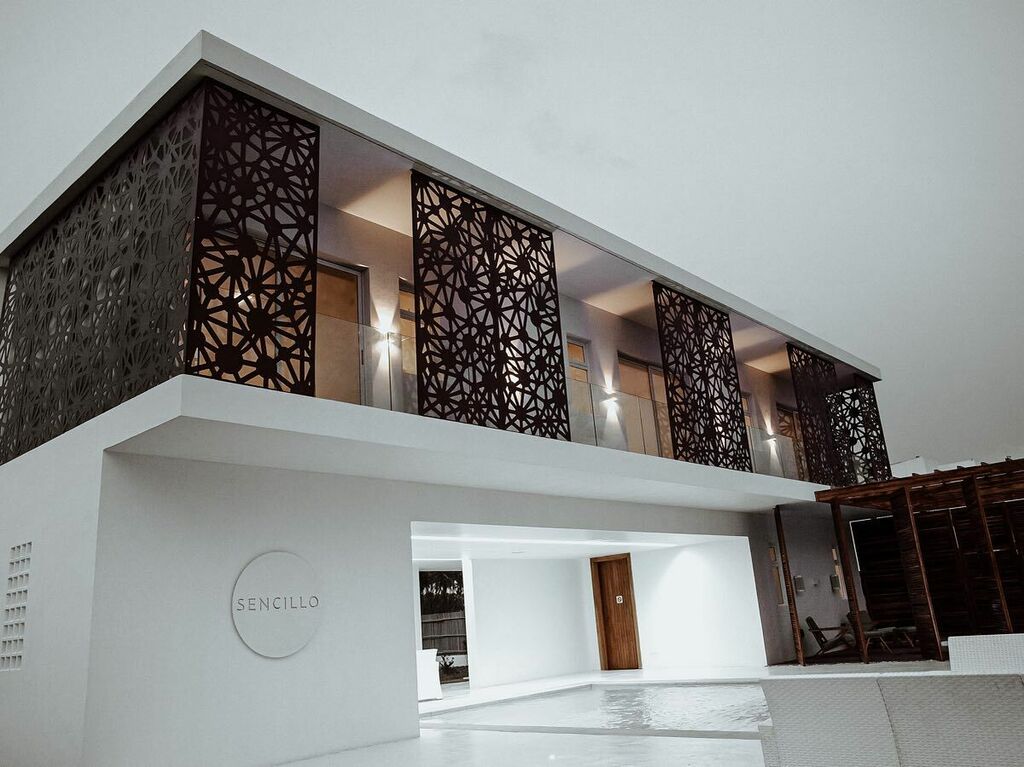 Hausba's tweet photo. HAUSBA Projects; Sencillo Beach House [Completed 2019]

High-end luxury living is a habit of a select few.

This client took it all the way.
Swipe!

#hausbaproject #smartbusiness #luxuryhomes #smarthome #control4 #automatedhome #LuxuryLifestyle #saturday… https://t.co/iOpbVWcoRE https://t.co/K2wN6vGFSn
