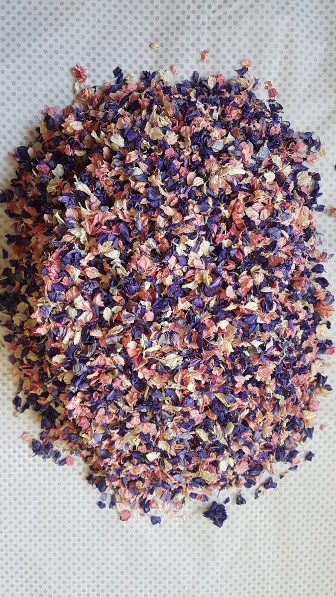 Irish grown #petalconfetti fully #biodegradeable and it looks absolutely fantastic ! (If I may say so myself!  ) off to the north east of the UK .