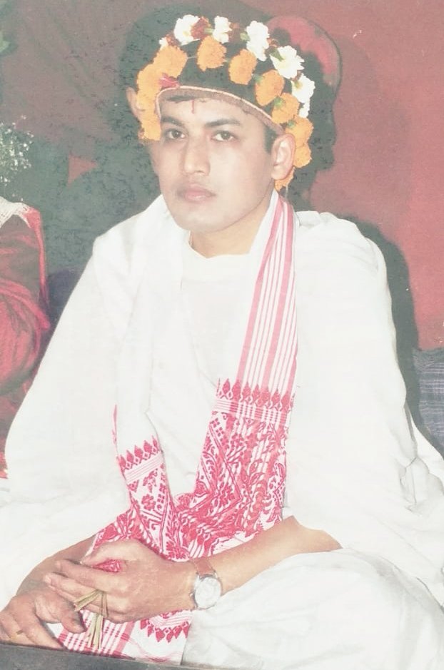 manigreeva's tweet photo. On my marriage day many moons ago. How time flies ✈ #Archive #Memories #MeAt30 #pictures https://t.co/Y6ZBlsVtx7