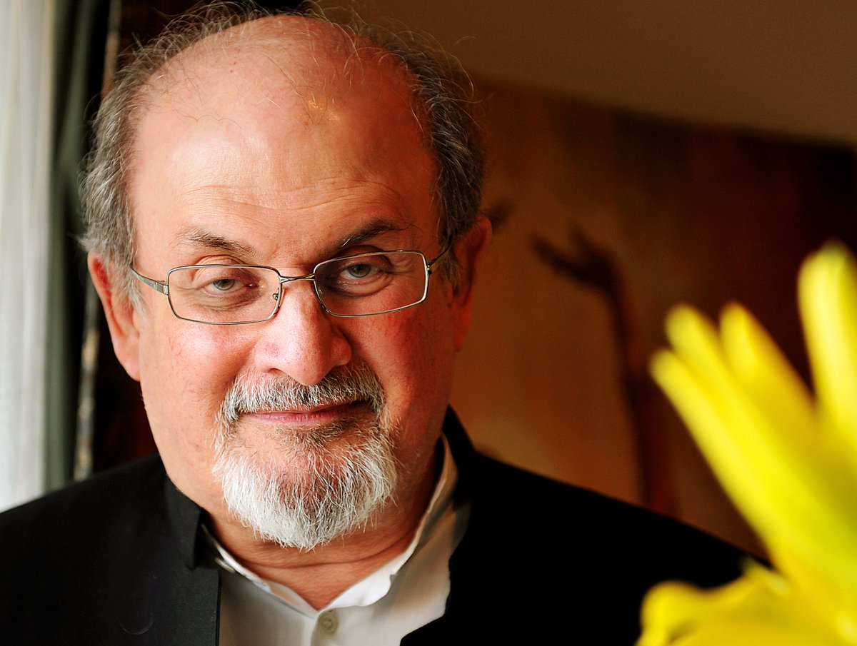 TOI_Books's tweet photo. The D-day is here! 
Join us as we announce the winners for #TOIWriteIndia author @SalmanRushdie today at 4:00 PM! https://t.co/1zBSmTEoVw