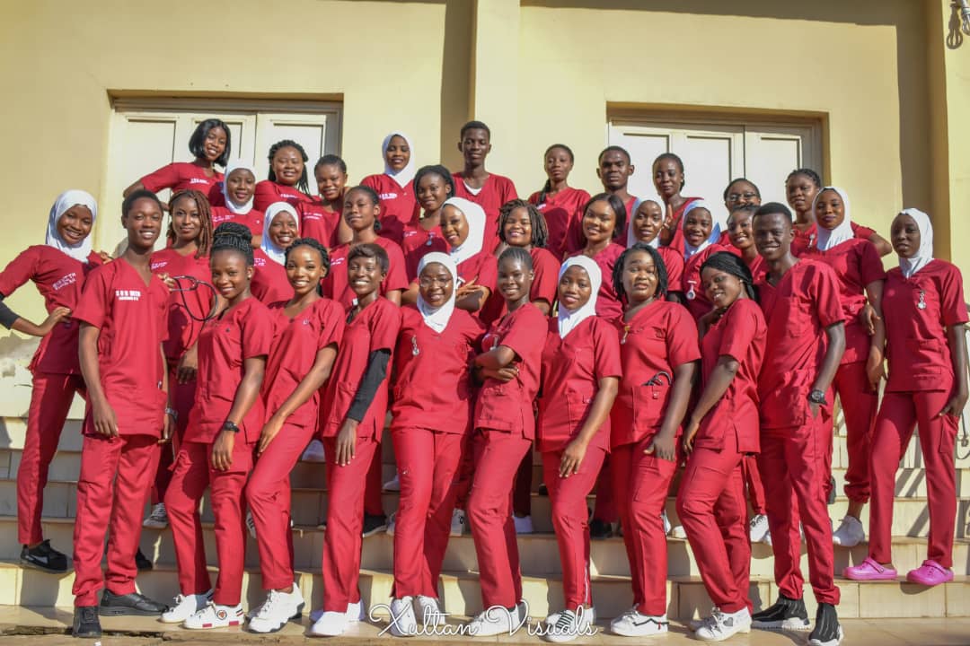 wendyyseth's tweet photo. Dear Nurses,
Angels with stethoscope,who won't give up who always willing to give more to the society,who is underpaid but derive satisfaction in patient's joy,whose hobby is giving therapeutic touch.
Happy International Nurses
#DescendantsofNightingale.
#internationalnursesweek https://t.co/PmLz1GX4kG