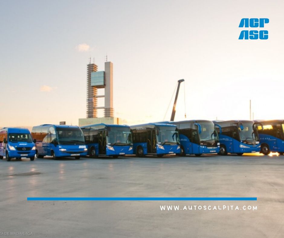 Alsa_CalPita's tweet photo. 🚍 Nuestros #buses poseen configuraciones de plazas que abarcan #microbuses (19-25), #midibuses (27-35) y #autocares (55-60).
✔ Los vehículos dedicados al transporte regular de viajeros se caracterizan por su #LowEntry (entrada baja), que facilita el acceso al pasajero. https://t.co/nchngstLMj