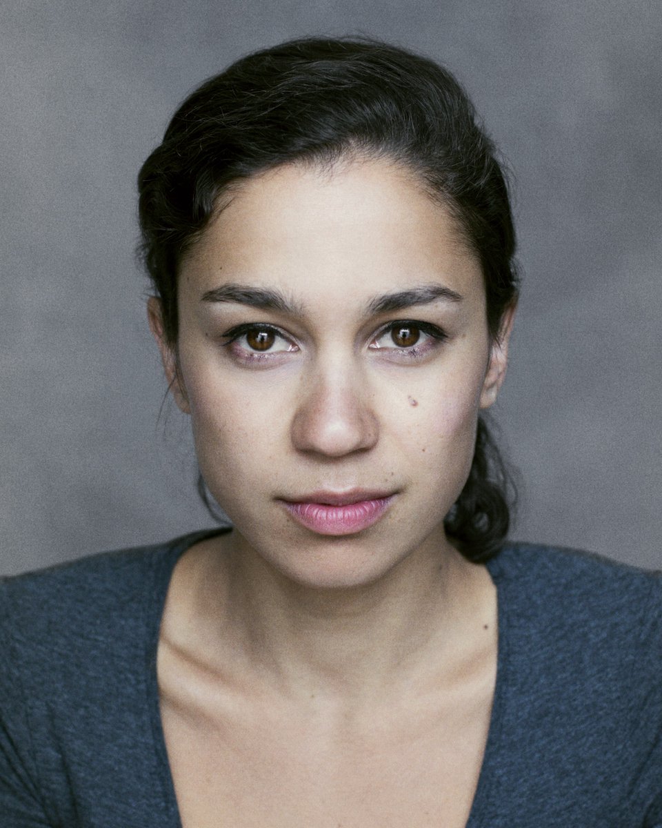 PapatangoTC's tweet photo. #IsolatedButOpen writer @danusiasamal chats to @BBCRadioLondon at 8.30pm about her monologue Hair To Stay (performed by Shanaya Rafaat).
https://t.co/3ViVMxcMZt https://t.co/DipMhGfHbR