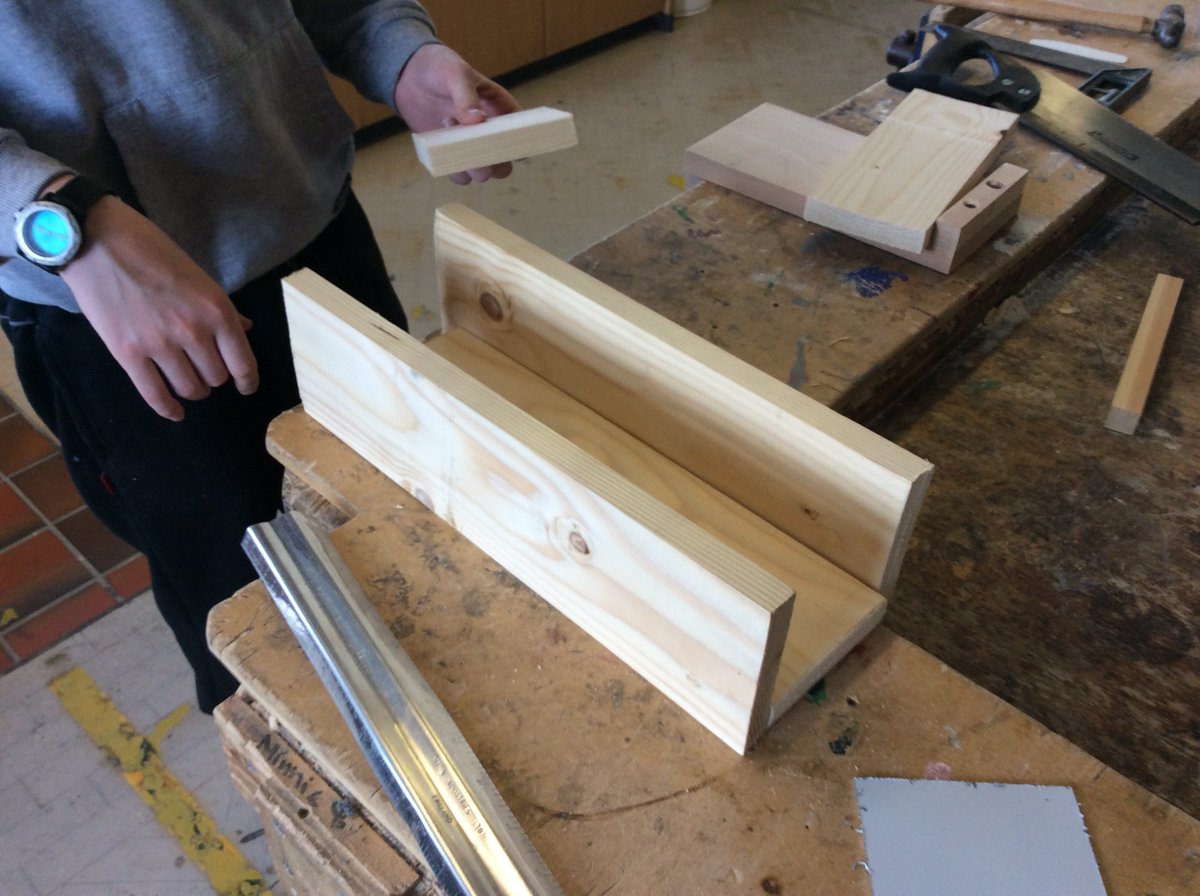 VarndeanDT's tweet photo. Our key worker students spent Monday and Tuesday enjoying something different by making vegetable boxes 🥬🥕 they look great! #dt https://t.co/UCFwxm3HKl