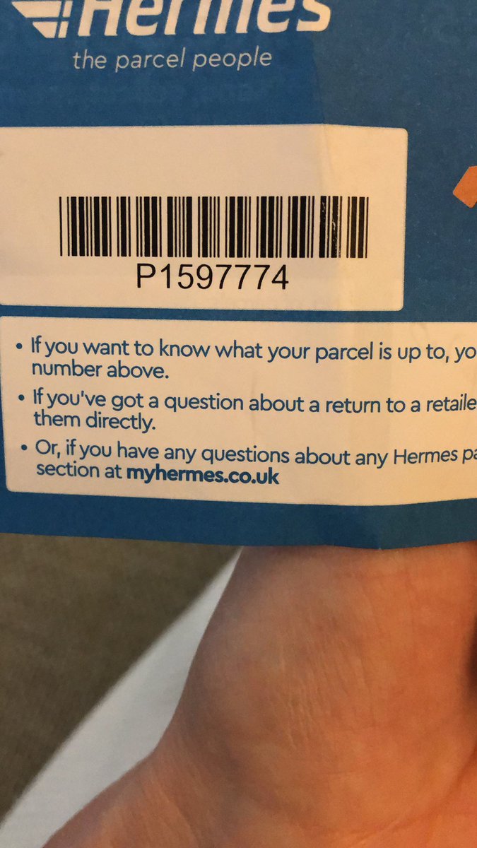 KateSanders1983's tweet photo. @Hermesparcels my parcel has been lost and I can’t speak to anyone as I don’t have a tracking or calling card number just this receipt. How do I speak to someone to find out? https://t.co/kPWIpz0aid