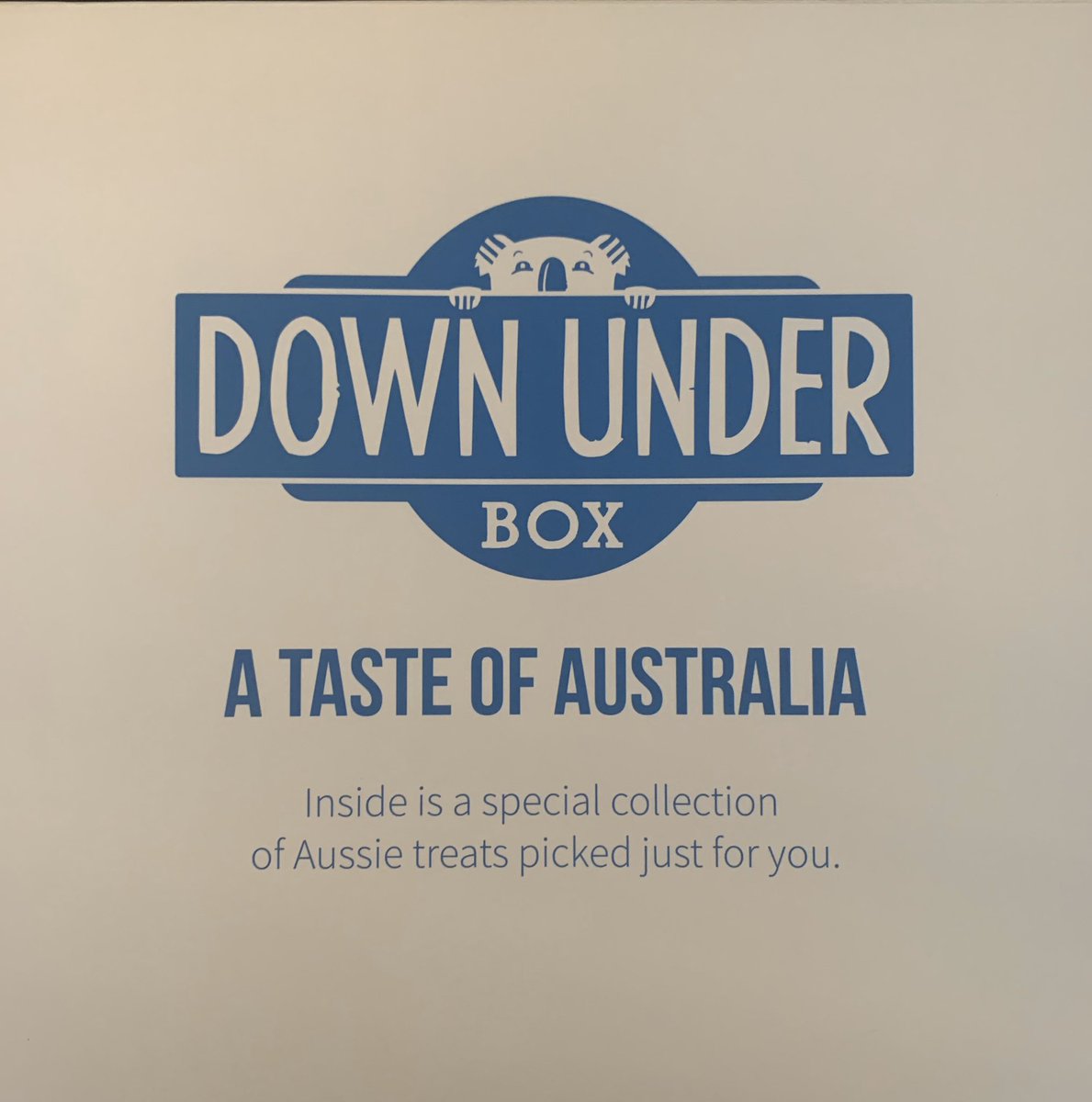 nicoleisbored's tweet photo. Omg my down under box came! I’m so excited to try these Aussie snacks 😍🇳🇿#downunderbox @DownUnderBox #Australia https://t.co/Mc1gWQ8qlL