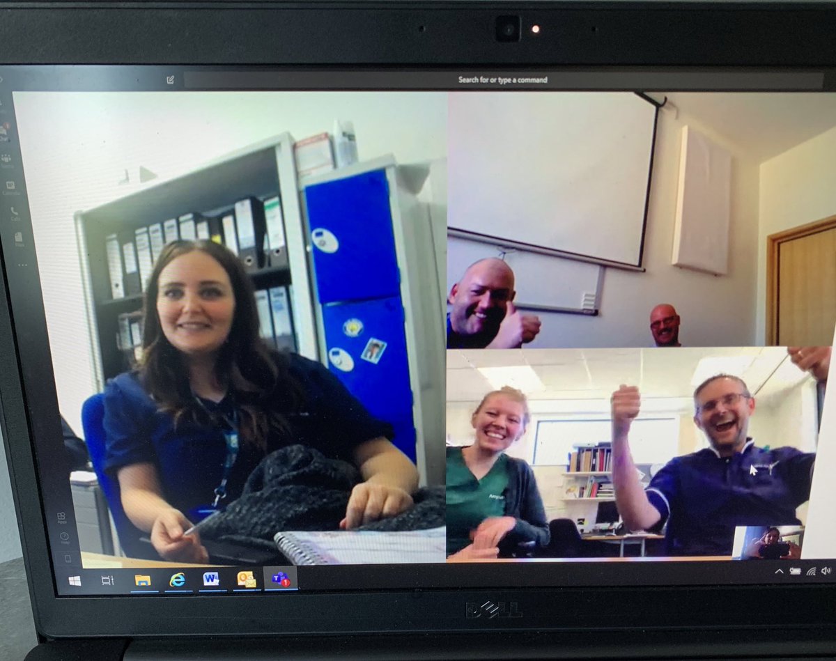 PsychologyDocP's tweet photo. A workers meeting with our fab ward team. Continuing to prioritise patient care! #patientcare #forensics #newwaysofworking❤️ @mpftnhs @SimonGingeLloyd @LauraHawkinss @WatsonMel https://t.co/05yRBW7cux