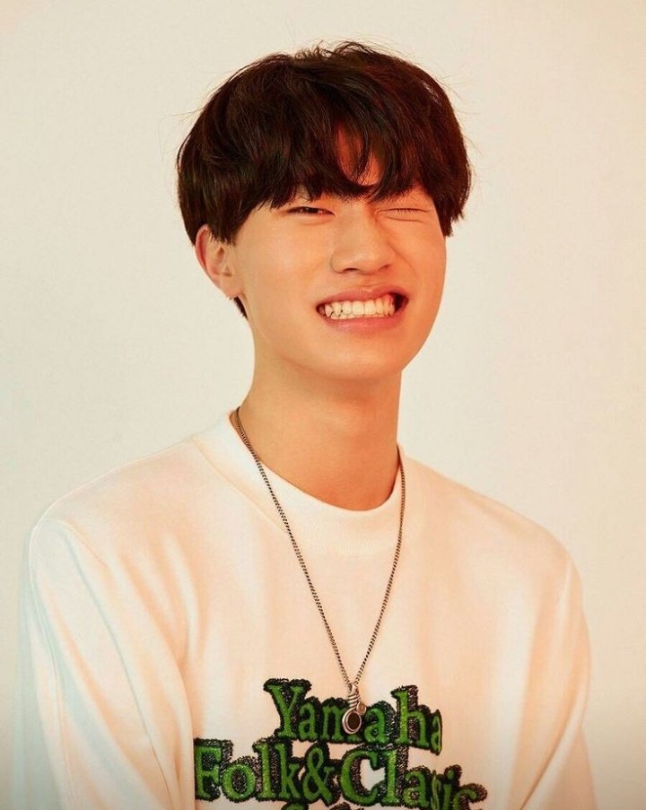 ara semi ia 📚 on Twitter "HAPPIEST BIRTHDAY TO OUR VOCAL KING "BANG