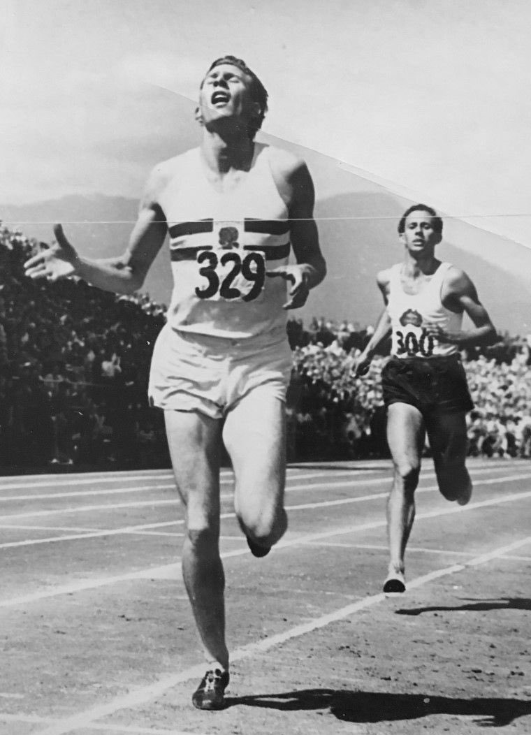 CrossProb's tweet photo. On this day 66 years ago

May 6th, 1954

Roger Bannister broke 4 minutes in the mile.

The first sub 4 minute mile the world had ever seen. https://t.co/2O9zb1mzHd