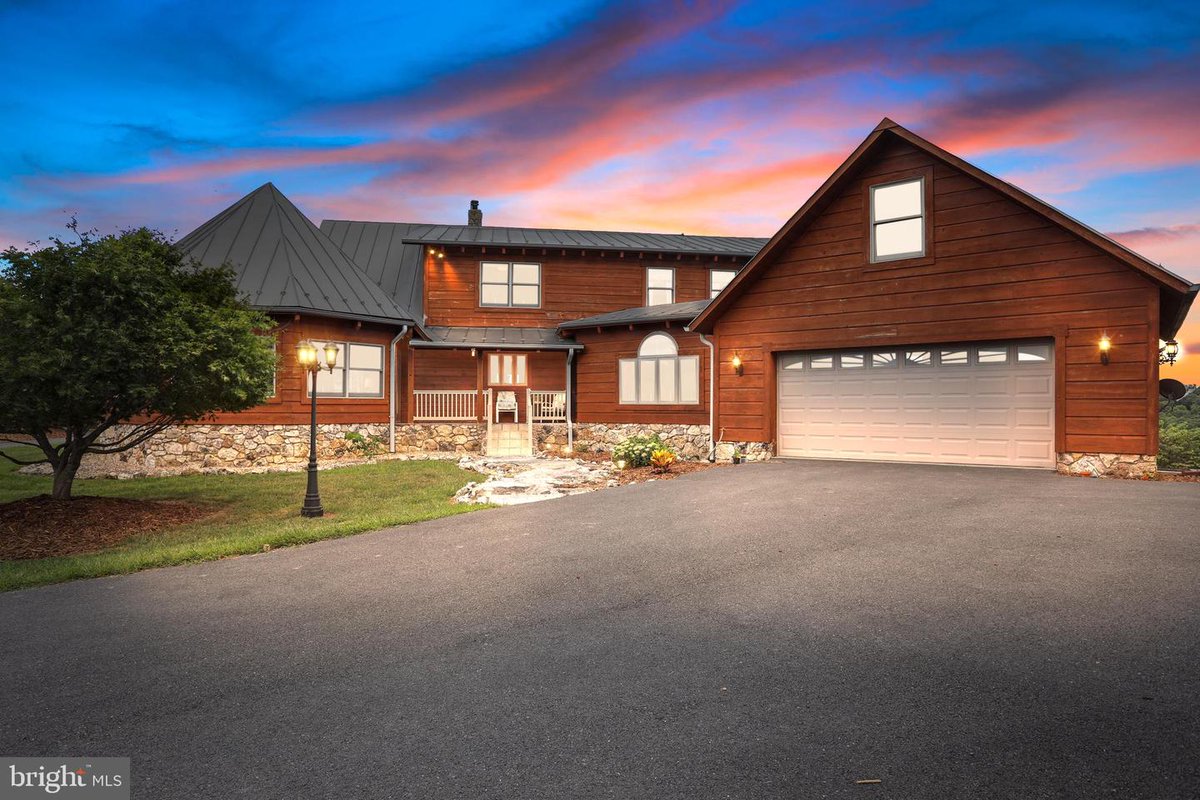 TeamAbbyWalters's tweet photo. See a virtual tour of my listing on 1124 KNUPP RD #Timberville #VA  #realestate https://t.co/305sZYuqWr https://t.co/uwLrrDDaP4