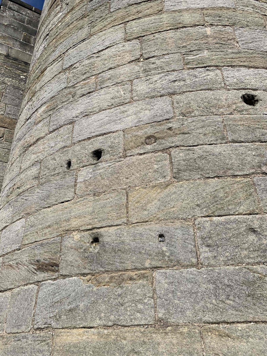 stirlingcastle's tweet image. #DYK that the current foreworks at the castle were built by James IV?

You can still see the centuries old bullet holes in the two towers. They date back to 1651 when General Monck took the castle by siege whilst Charles II resided here as King of Scotland. #WednesdayWisdom